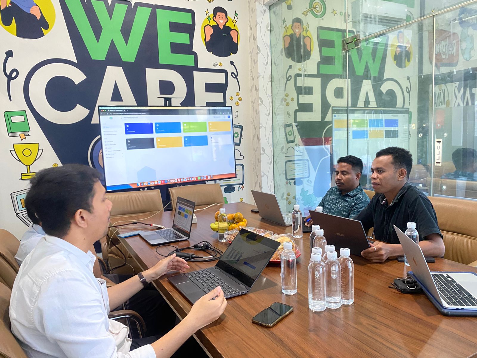 UNITAL Haruka Funsionariu nain rua tuir treinamentu Konaba SIAKAD Iha POLTEK SCI, Cirebon, Jakarta, Indonesia